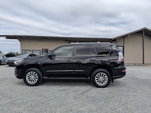 Used 2017 Lexus GX 460 Premium image 11