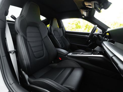 Used 2022 Porsche 911 Turbo S image 54