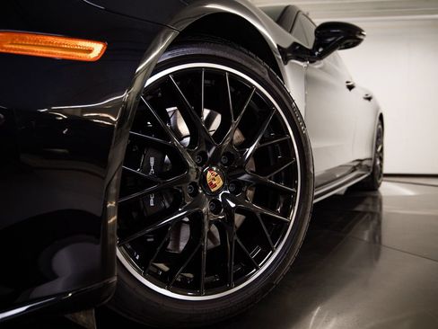 Certified 2023 Porsche Panamera GTS AWD/4WD image 12
