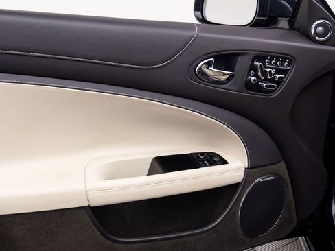 Used 2012 Jaguar XKR R image 13