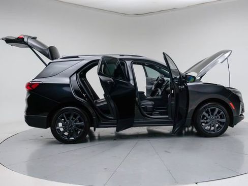 Used 2022 Chevrolet Equinox RS FWD image 14