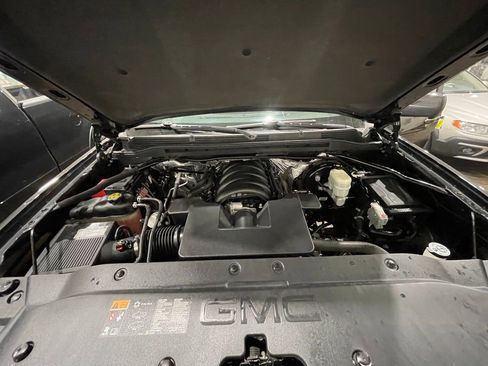 Used 2015 GMC Sierra 1500 SLE w/ SLE Value Package image 40