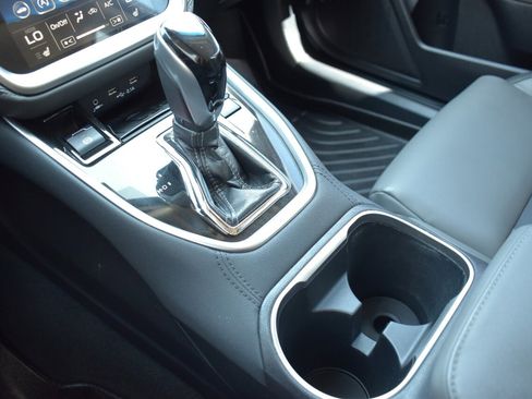 Used 2020 Subaru Outback Onyx Edition XT w/ Popular Package #2 image 24