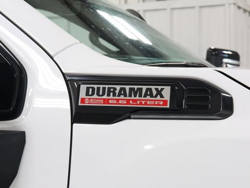 Used 2024 GMC Sierra 2500 AT4 w/ AT4 Premium Plus Package AWD/4WD image 27