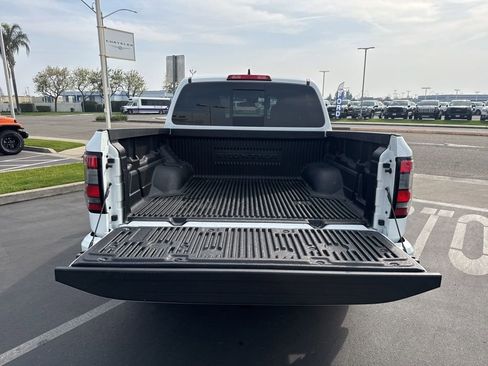 Used 2023 Nissan Frontier PRO-4X w/ Tow Package image 6