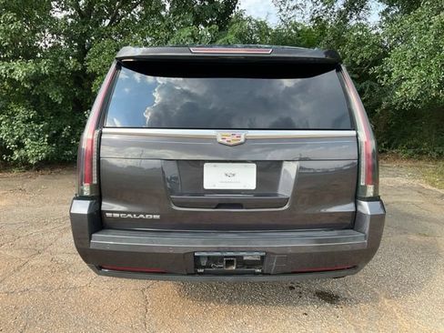 Used 2015 Cadillac Escalade ESV Premium AWD/4WD image 28