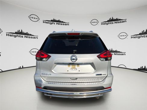 Used 2020 Nissan Rogue S w/ Special Edition Package image 6