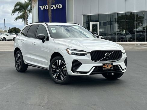Used 2026 Volvo XC60 B5 Plus w/ Climate Package AWD/4WD image 1