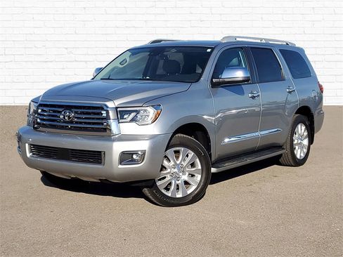 Used 2020 Toyota Sequoia Platinum image 1