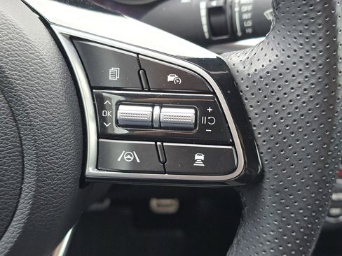 Used 2024 Kia Forte GT-Line w/ GT-Line Premium Package image 17