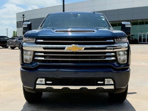 Used 2022 Chevrolet Silverado 2500 High Country AWD/4WD image 3