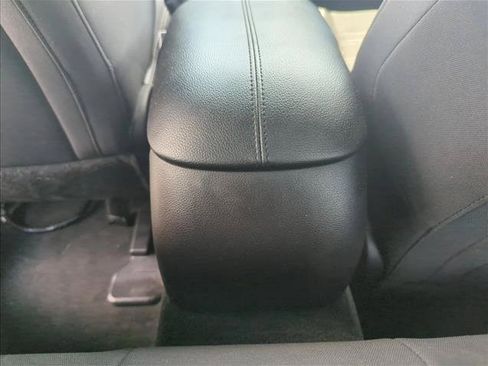 Used 2015 Ford Mustang GT RWD image 19