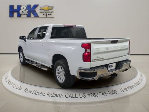 Used 2024 Chevrolet Silverado 1500 LT AWD/4WD image 4