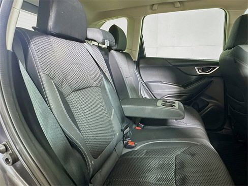 Used 2021 Subaru Forester Premium image 25
