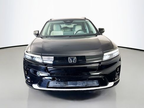 Used 2025 Honda Prologue Touring image 2