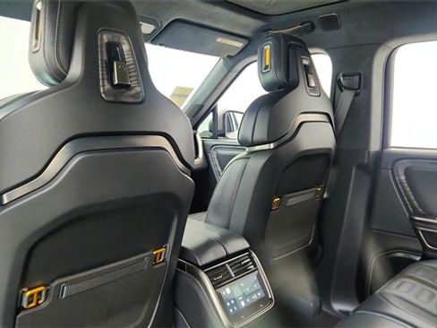 Used 2022 Rivian R1T Launch Edition image 31