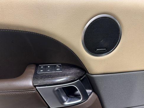 Used 2020 Land Rover Range Rover Sport HSE image 23