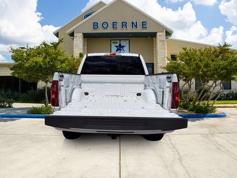 Used 2025 Ford F150 STX w/ Equipment Group 200A RWD image 5