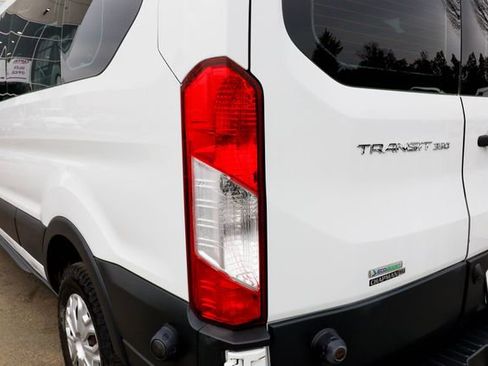 Used 2015 Ford Transit 350 XLT image 16