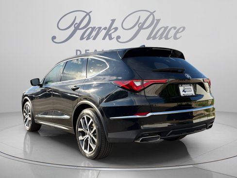 Used 2023 Acura MDX SH-AWD w/ Technology Package image 3