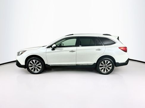 Used 2019 Subaru Outback 3.6R Touring w/ Popular Package #3A AWD/4WD image 4
