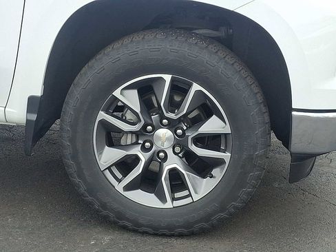 Used 2022 Chevrolet Silverado 1500 LT image 8