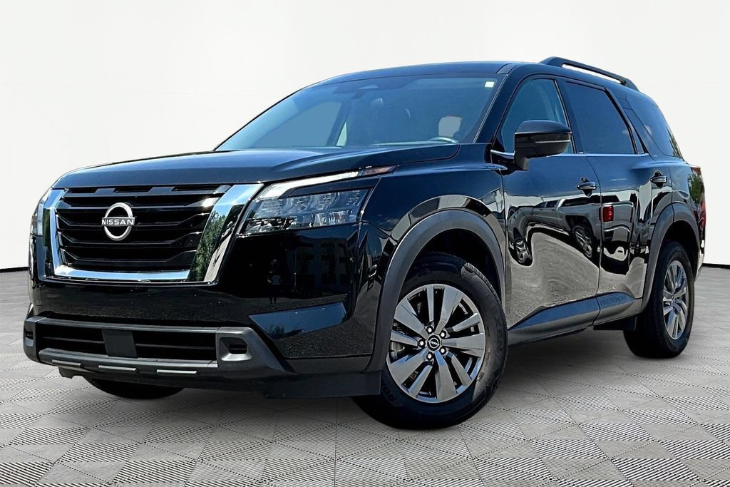 Used 2025 Nissan Pathfinder SV AWD/4WD image 1