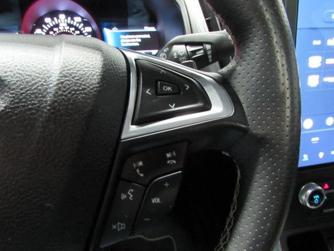 Certified 2024 Ford Edge ST w/ Equipment Group 401A AWD/4WD image 15