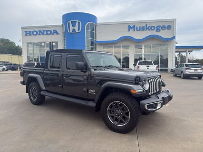 Used 2020 Jeep Gladiator Overland w/ Trailer Tow Package