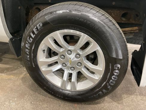 Used 2014 Chevrolet Silverado 1500 LT w/ All Star Edition AWD/4WD image 26