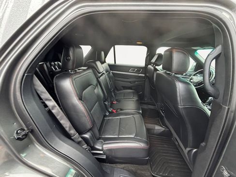 Used 2016 Ford Explorer Sport w/ Equipment Group 401A image 11