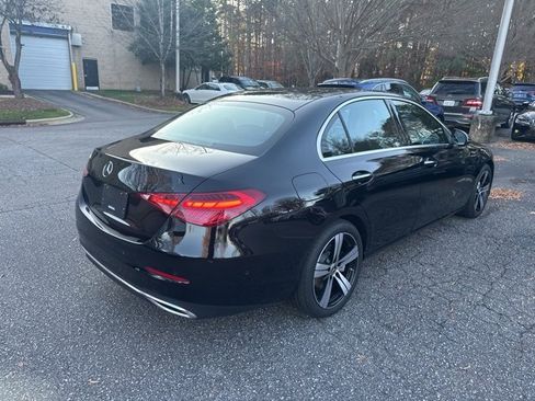 Used 2025 Mercedes-Benz C 300 Sedan image 5