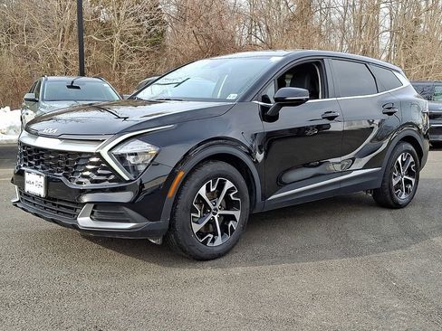 Certified 2023 Kia Sportage EX image 3