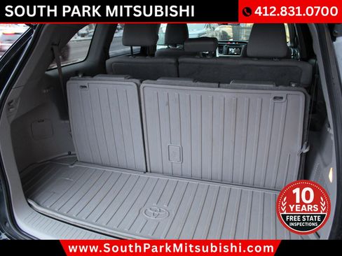 Used 2019 Toyota Highlander LE image 15