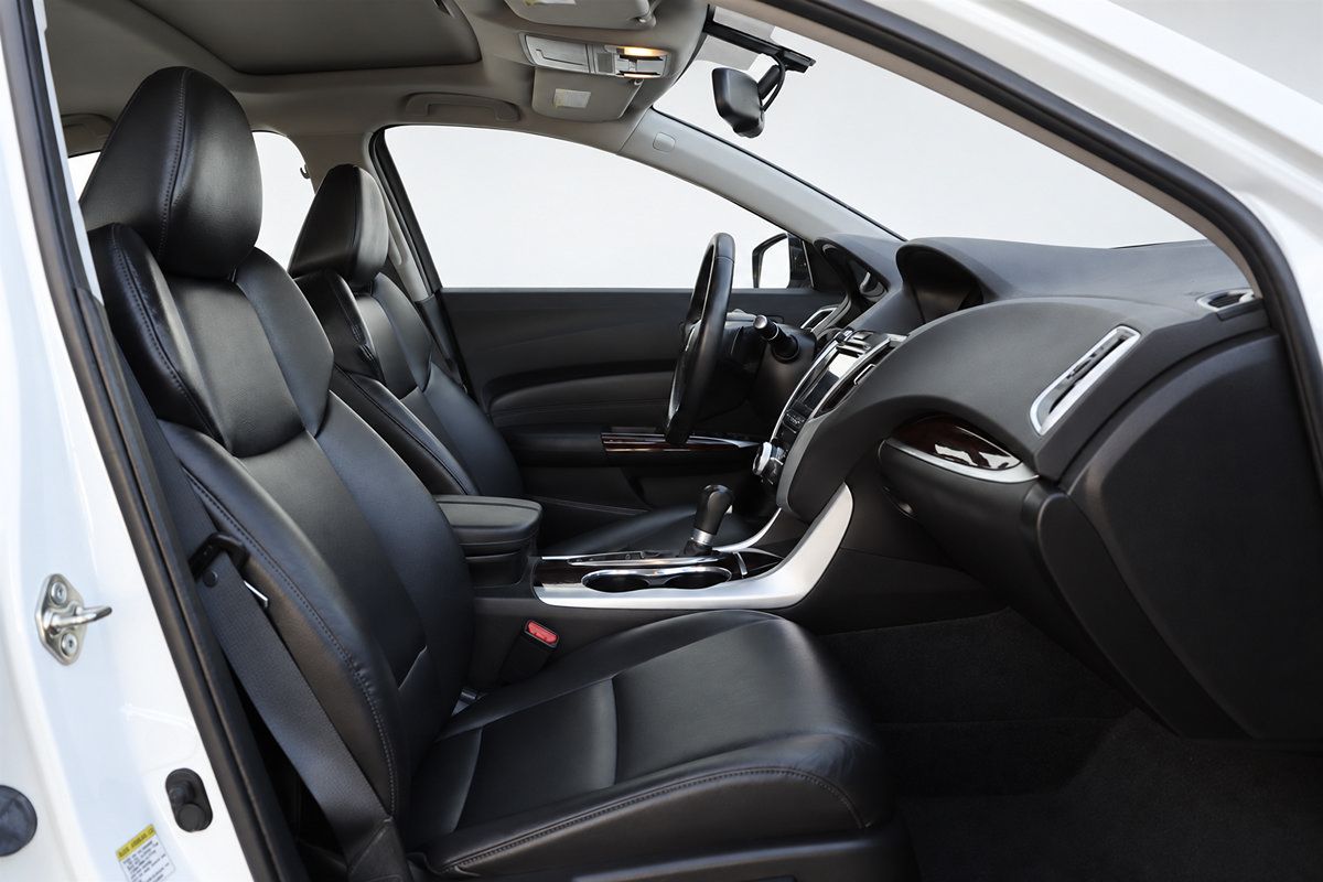 Used 2017 Acura TLX FWD image 21