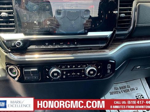 Used 2024 GMC Sierra 2500 SLE w/ SLE Convenience Package AWD/4WD image 14