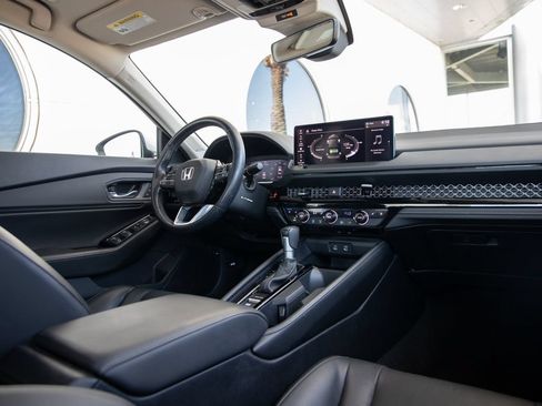 Used 2023 Honda Accord Touring image 23