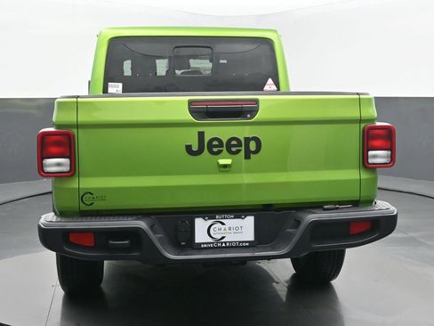 New 2026 Jeep Gladiator Sport image 5