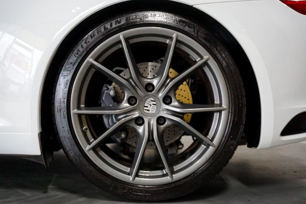 Used 2018 Porsche 911 Carrera image 40
