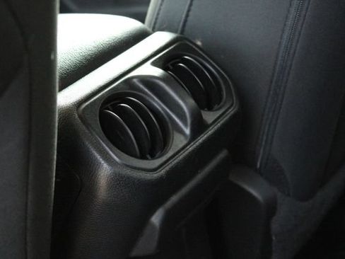 Used 2021 Jeep Gladiator Sport AWD/4WD image 25