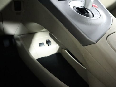 Used 2015 Toyota Prius Four image 38