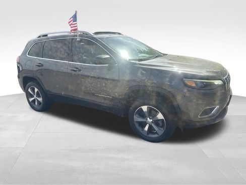 Used 2019 Jeep Cherokee Limited AWD/4WD image 30