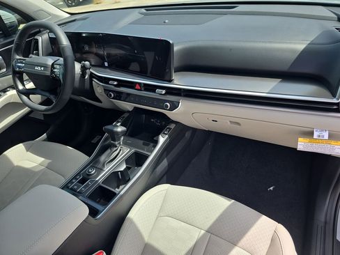 New 2026 Kia Sorento EX FWD image 12