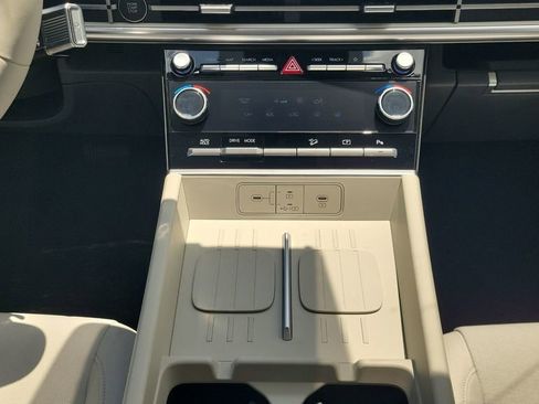 New 2026 Hyundai Santa Fe SE FWD image 16