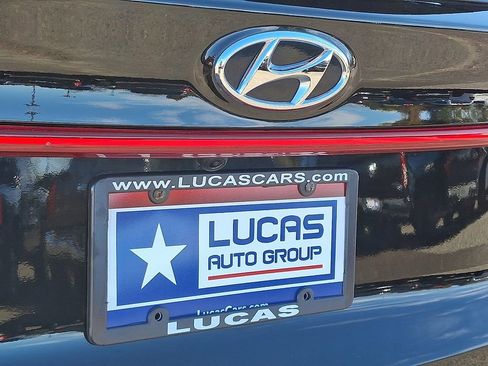 Used 2022 Hyundai Santa Fe SEL image 32