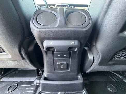 Used 2021 Jeep Wrangler Unlimited Rubicon 4xe w/ Steel Bumper Group AWD/4WD image 6
