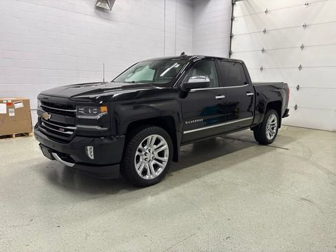 Used 2018 Chevrolet Silverado 1500 LTZ Z71 w/ LTZ Plus Package AWD/4WD image 9