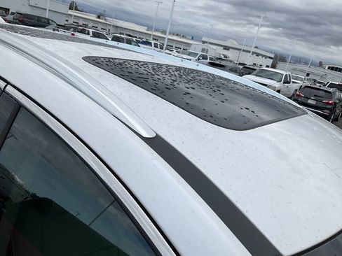 Used 2023 Buick Enclave Avenir w/ Trailering Package, 5000 lbs. image 9