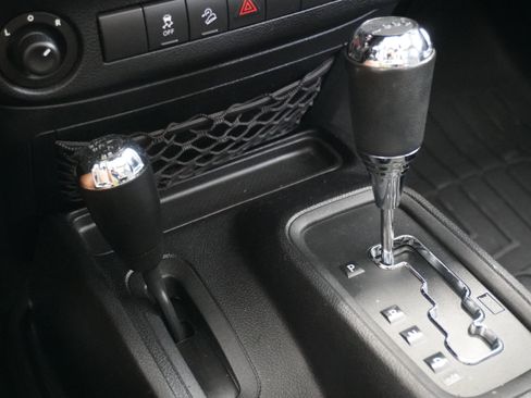 Used 2014 Jeep Wrangler Unlimited Sport w/ Quick Order Package 24S image 18