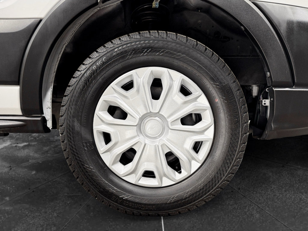 Used 2024 Ford E-Transit Low Roof RWD image 29